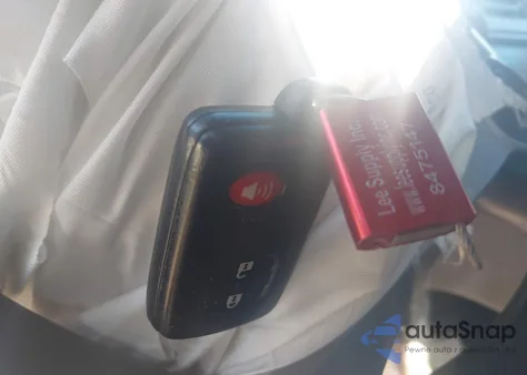 2015 Toyota Prius Two z USA, uszkodzony, nr VIN JTDKN3DU2F0436382